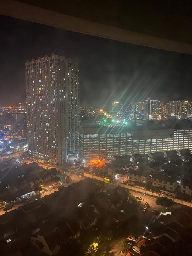 6 Pax 1 Bedroom Near Usm Spice Arena Pantai Specialist Airport Bayan Lepas Ngoại thất bức ảnh